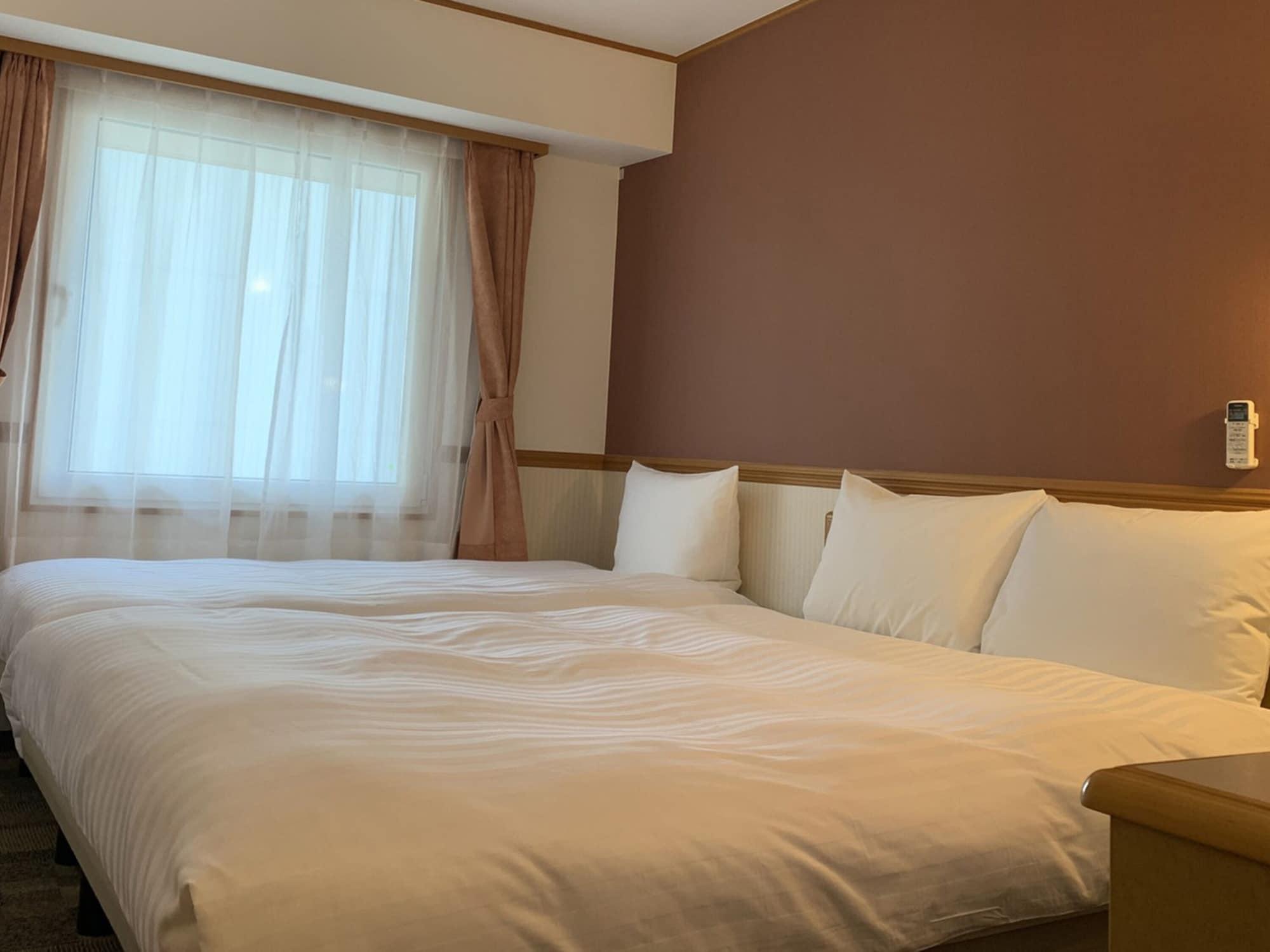 Toyoko Inn Kanazawa Kenrokuen Korimbo Exteriör bild