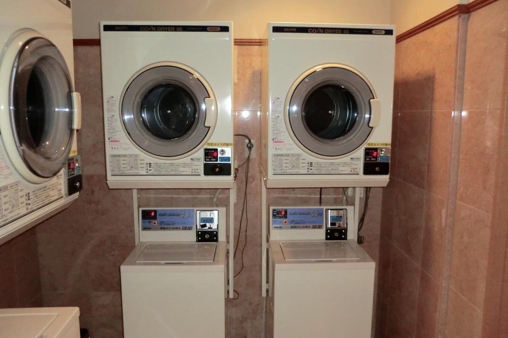 Toyoko Inn Kanazawa Kenrokuen Korimbo Exteriör bild