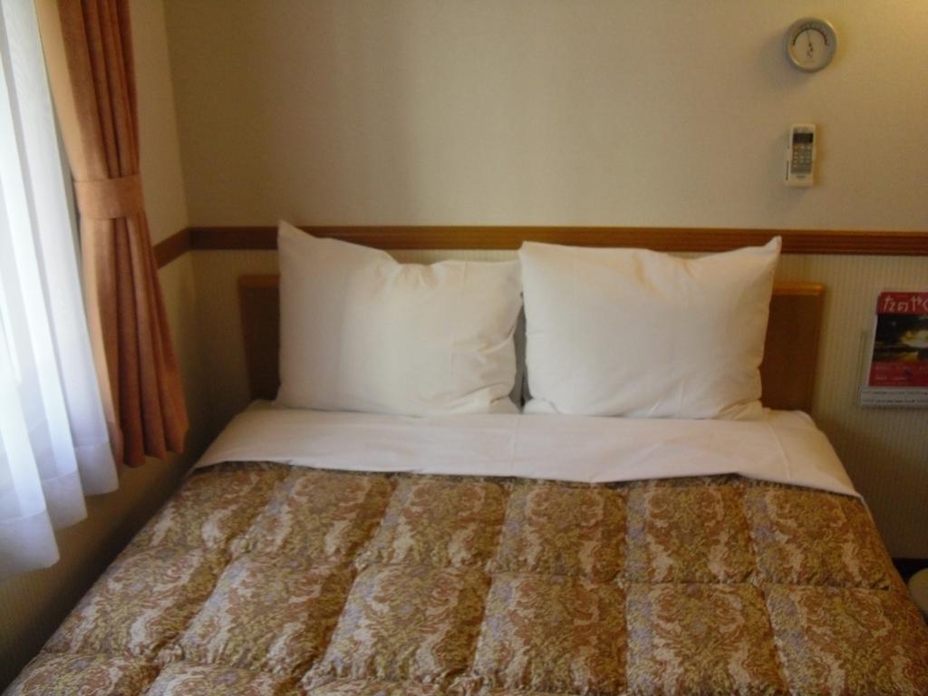 Toyoko Inn Kanazawa Kenrokuen Korimbo Exteriör bild