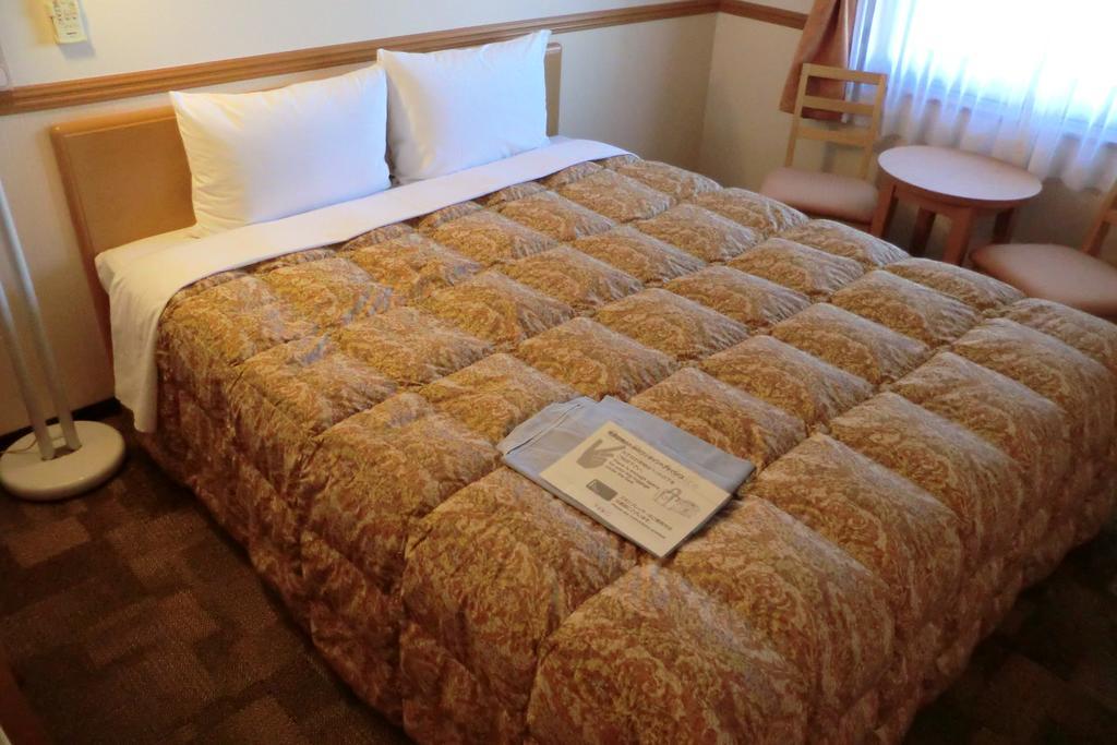 Toyoko Inn Kanazawa Kenrokuen Korimbo Exteriör bild