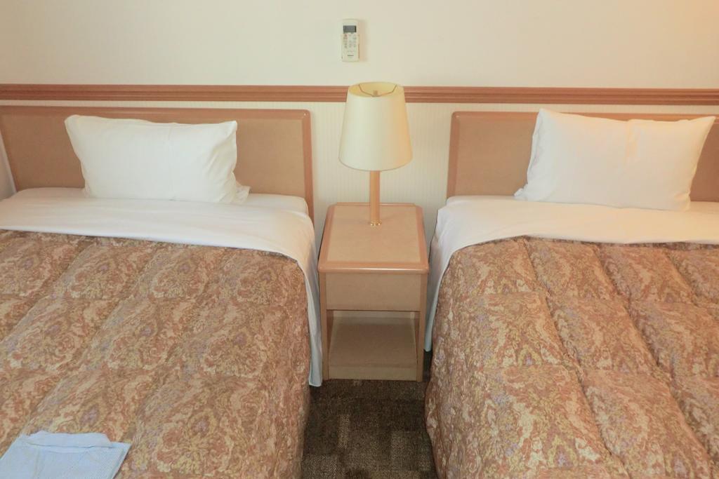 Toyoko Inn Kanazawa Kenrokuen Korimbo Exteriör bild