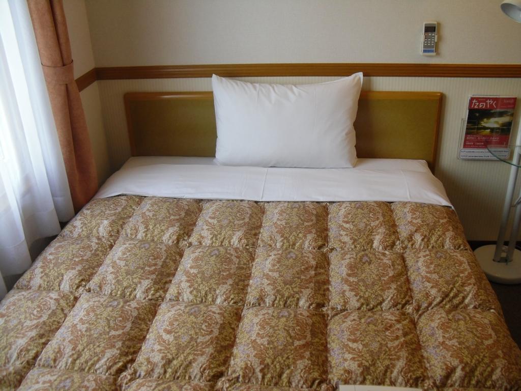 Toyoko Inn Kanazawa Kenrokuen Korimbo Exteriör bild